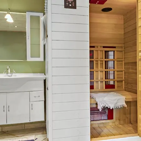 Holiday home Lovely In Augustenborg With Wifi
