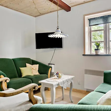 Lovely In Augustenborg With Wifi * Asserballeskov