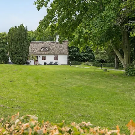 Lovely Home In Augustenborg With Wifi Prázdninový dům